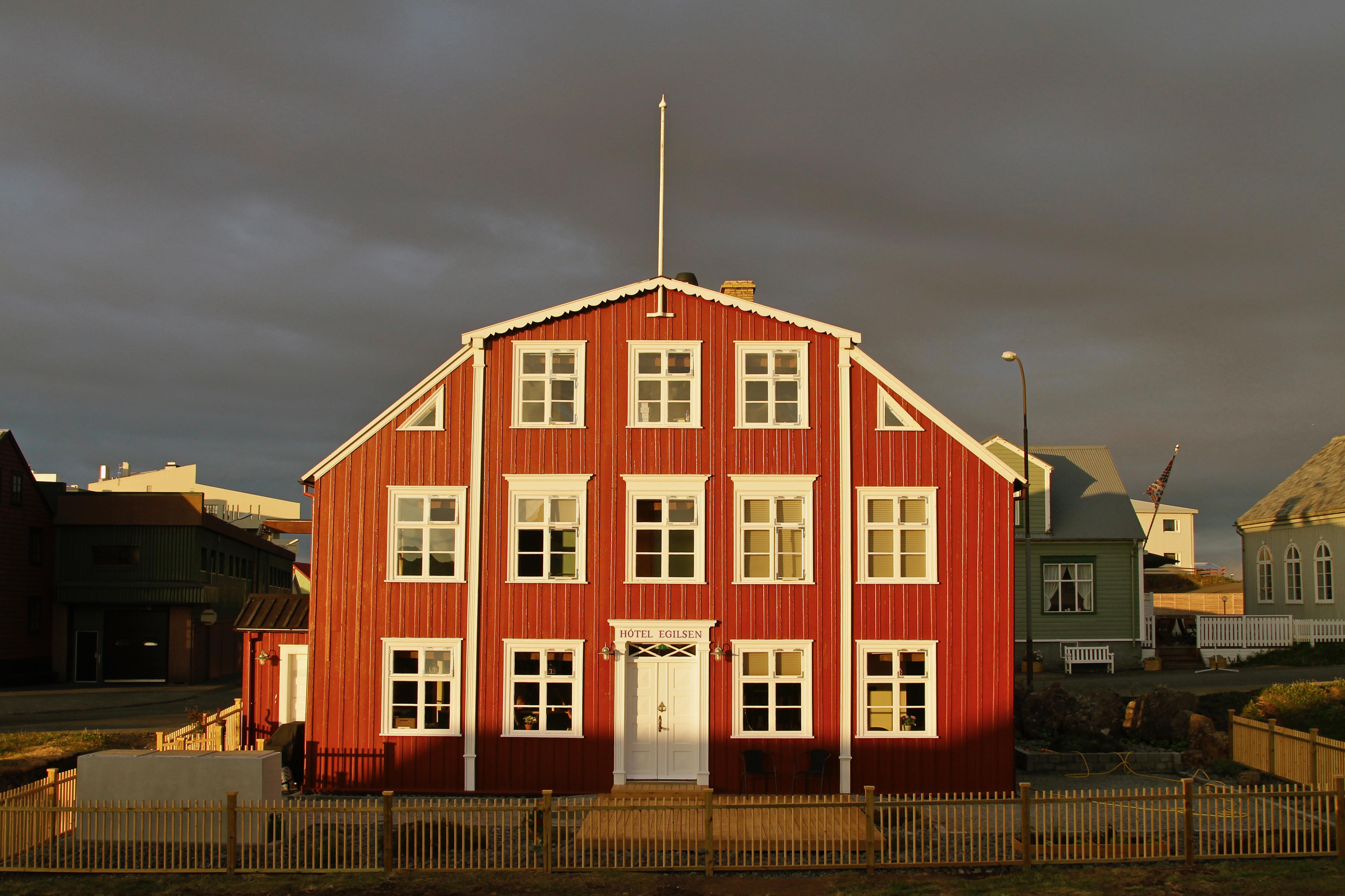 Hotel Egilsen สติกกิชฮอลเมอร์ ภายนอก รูปภาพ